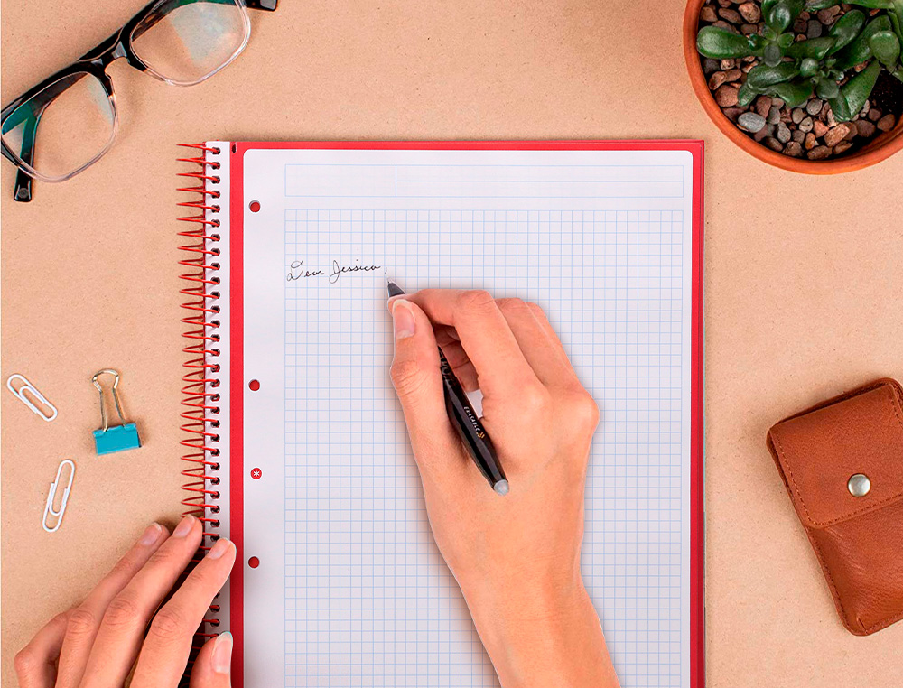 CUADERNO ESPIRAL A4 MICRO ANTARTIK TAPA FORRADA 80H 90 GR CUADRO 5MM 1 BANDA 4 TALADROS NEGRO