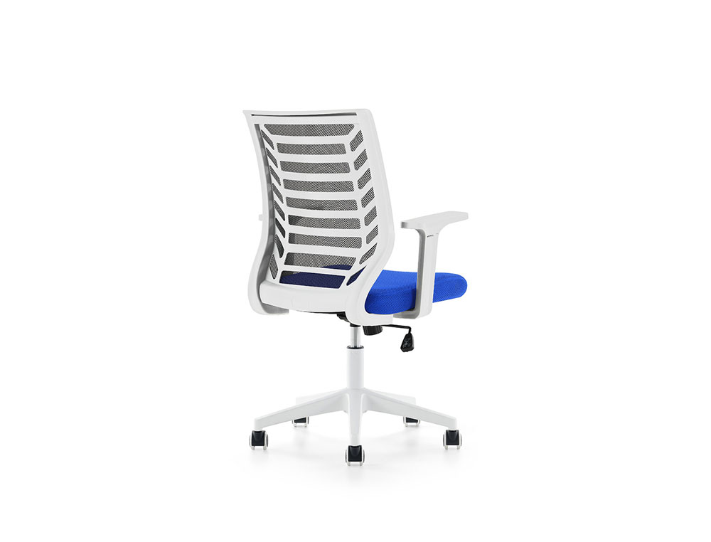 SILLA ROCADA DE OFICINA BRAZOS REGULABLES ESTRUCTURA BLANCA RESPALDO MALLA Y ASIENTO TELA IGNIFUGA NEGRO